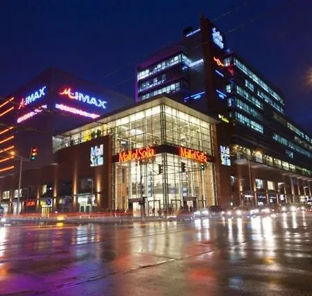 Maxim Center 1bdr Next To Subway Station And Mall