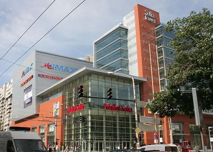 Maxim Center 1bdr Next To Subway Station And Mall Daire *