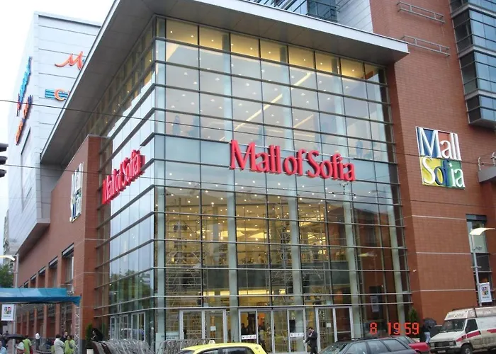 Daire Maxim Center 1bdr Next To Subway Station And Mall *